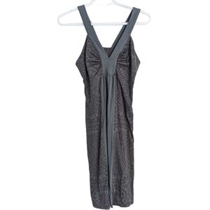 Patagonia Corinne Dress Grey Geometric Sleeveless Shirred v neck dress Small B4